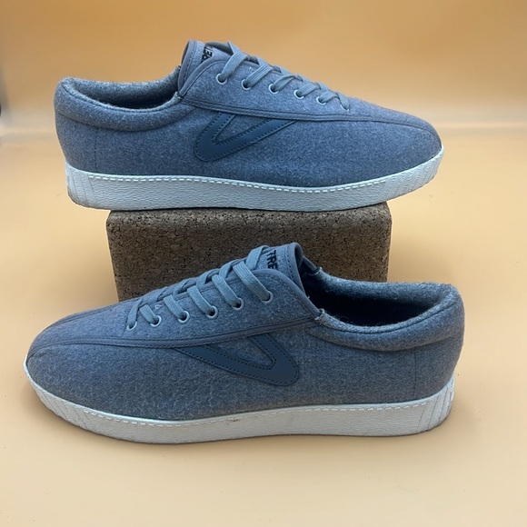 Tretorn NYlite Canvass Sneaker Size 10.5 - Picture 3 of 6